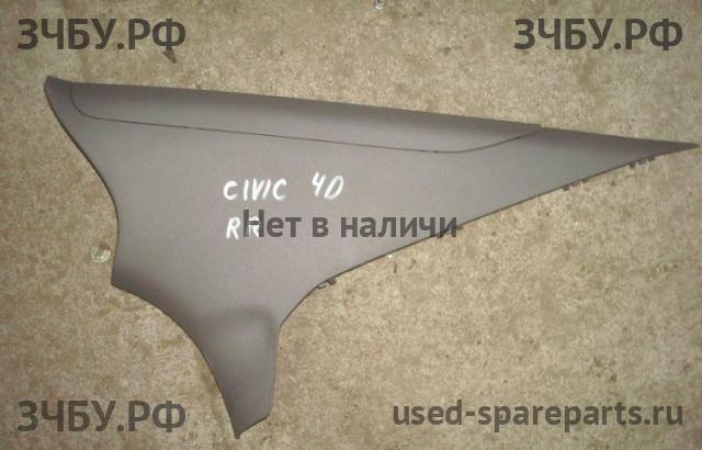 Honda Civic 8 (4D) Обшивка салона