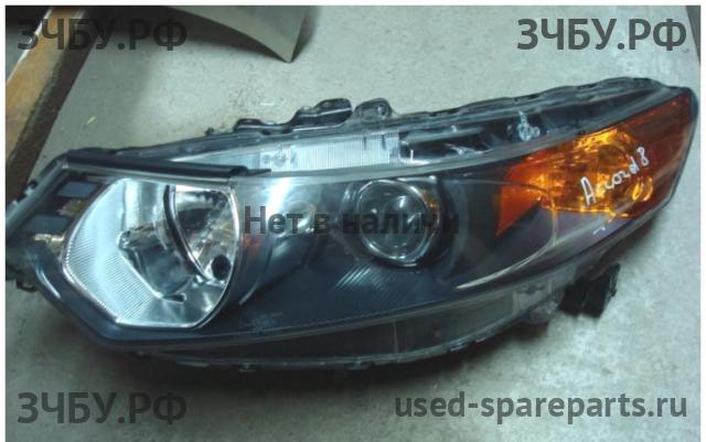 Honda Accord 8 Фара левая