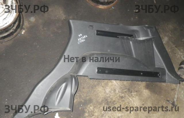 Opel Antara Обшивка багажника
