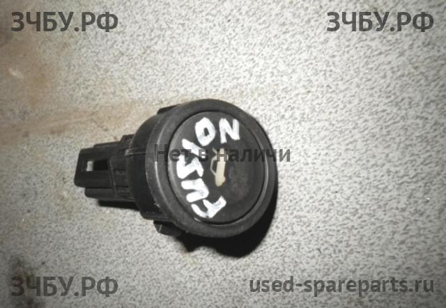 Ford Fusion Кнопка открывания багажника