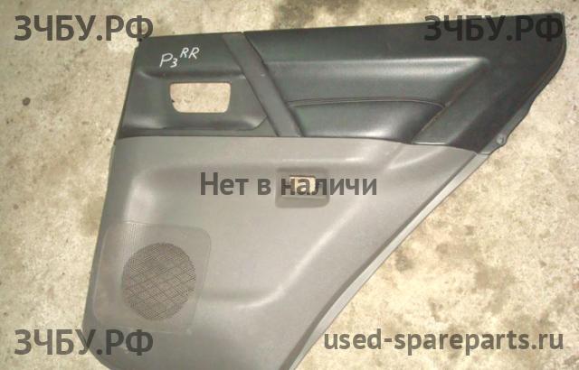 Mitsubishi Pajero/Montero 3 Обшивка двери задней правой