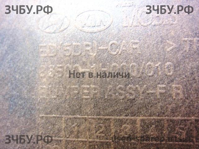 KIA Ceed 1 Бампер передний