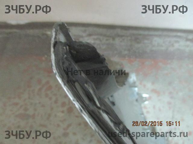 Opel Astra H Бампер передний