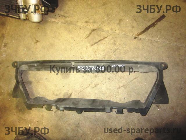 Volvo V70 (2) Накладка