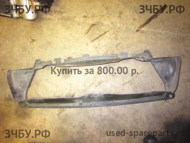 Volvo V70 (2) Накладка