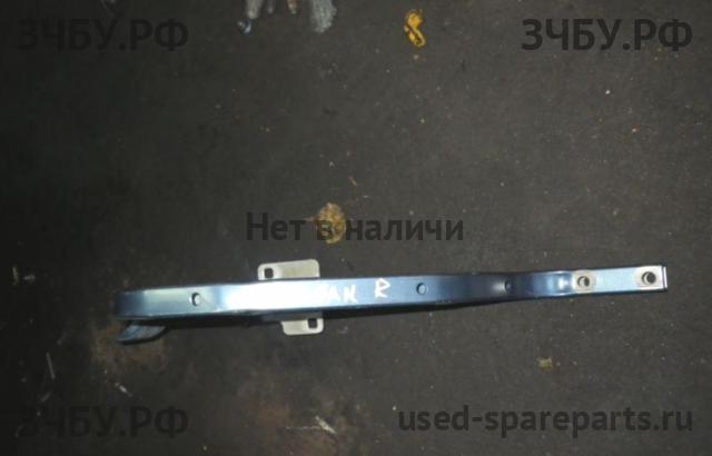 Renault Logan 1 Петля двери багажника