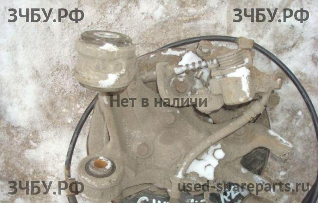 Honda Civic 8 (4D) Суппорт задний левый (в сборе со скобой)