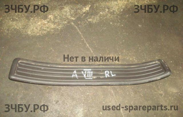 Honda Accord 8 Накладка на порог (кузов внутри)