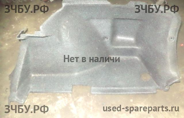 Honda Civic 8 (4D) Обшивка багажника