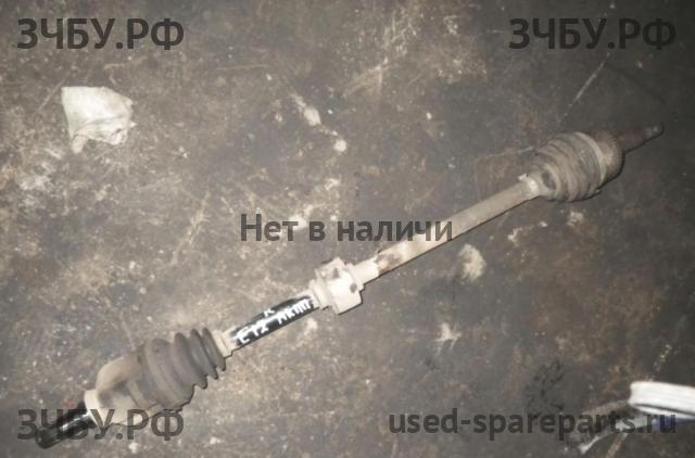 Toyota Corolla (E12) Полуось передняя правая