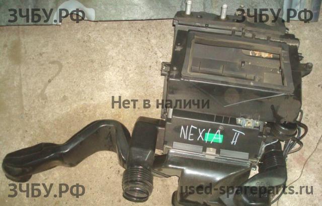 Daewoo Nexia Корпус отопителя (корпус печки)