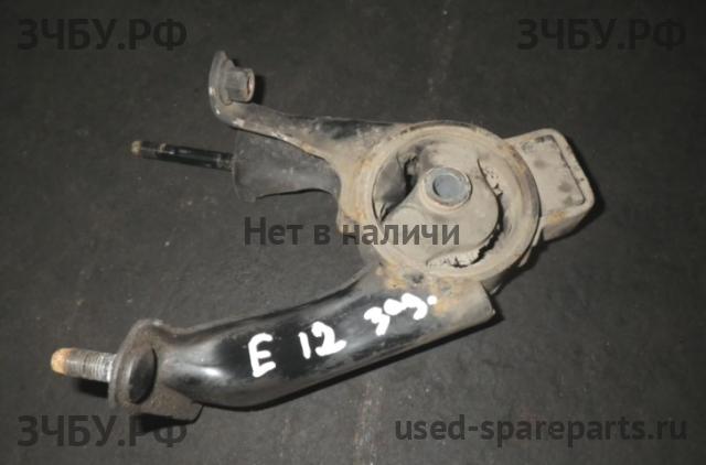 Toyota Corolla (E12) Опора двигателя