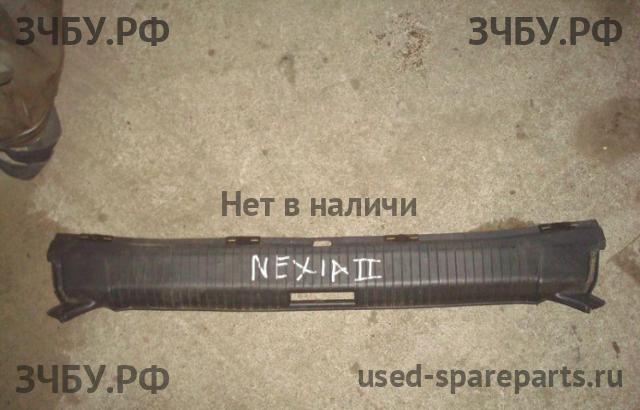 Daewoo Nexia Накладка