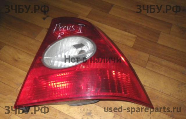 Ford Focus 2 Фонарь правый
