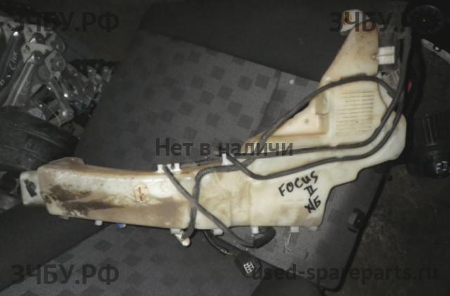 Ford Focus 2 Бачок омывателя лобового стекла