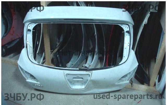 Opel Astra J Крышка багажника