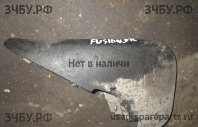 Ford Fusion Брызговик передний правый