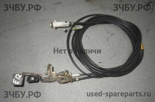 Toyota Corolla (E12) Трос открывания багажника
