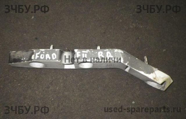 Ford Focus 2 (рестайлинг) Направляющая переднего бампера