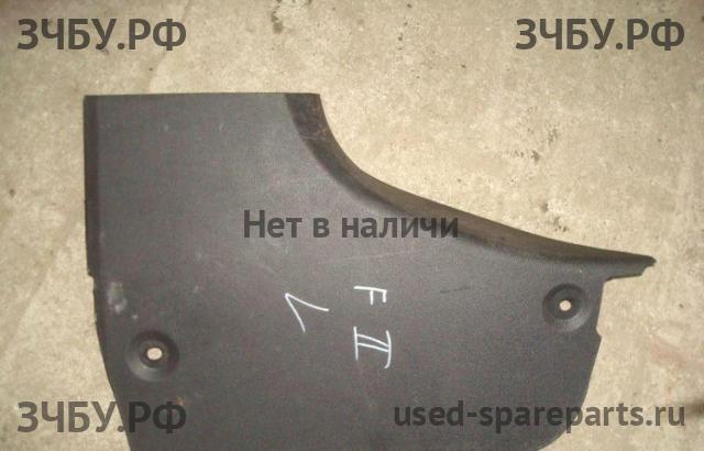 Ford Focus 2 (рестайлинг) Обшивка пола