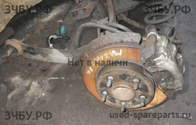 Mazda 3 [BK] Суппорт задний левый (в сборе со скобой)