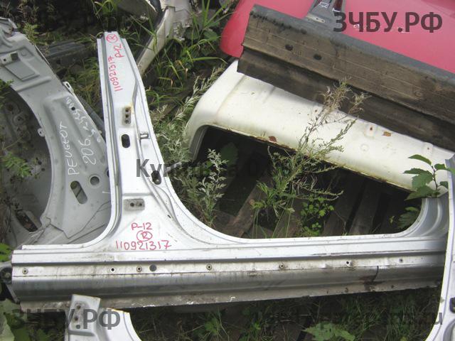 Nissan Primera P12 Порог правый
