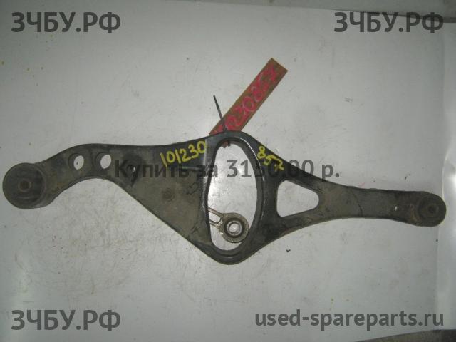 Nissan Primera P12 Рычаг задний