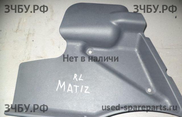 Daewoo Matiz 2 Обшивка багажника