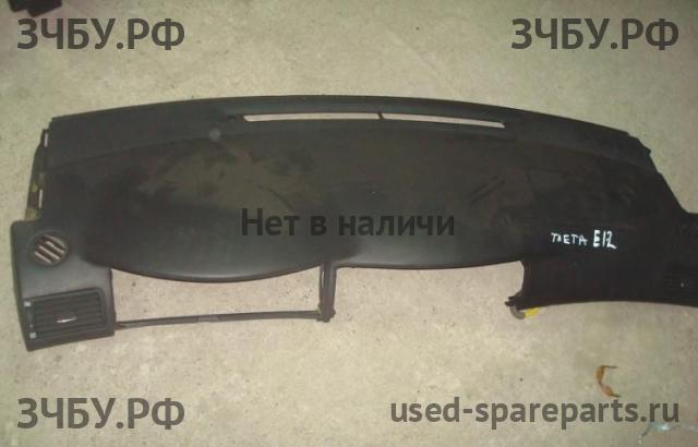 Toyota Corolla (E12) Торпедо