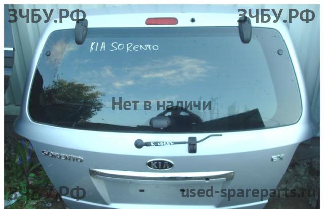 KIA Sorento 1 Стекло заднее