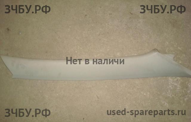 Toyota Corolla (E12) Накладка стойки передней правой