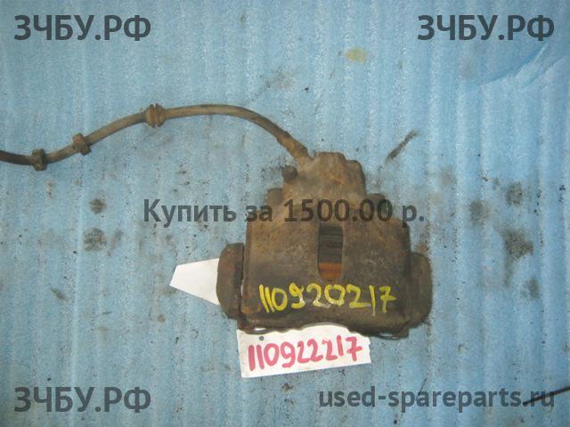 Ford Mondeo 2 Суппорт передний правый (в сборе со скобой)
