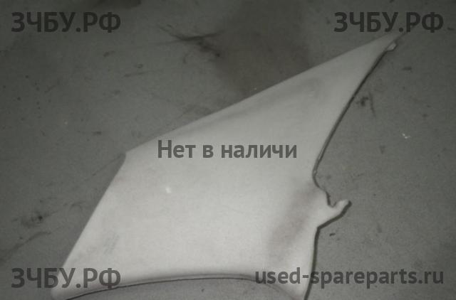 Toyota Corolla (E12) Накладка стойки задней правой