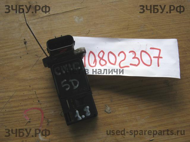 Honda Civic 8 (5D) Расходомер воздуха (массметр)