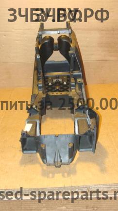 Land Rover Discovery 3 Консоль между сиденьями (Подлокотник)