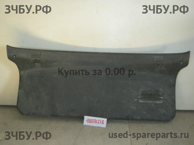 Opel Astra G Обшивка крышки багажника