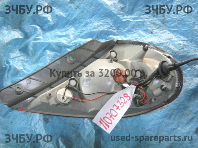 KIA Spectra Фонарь правый