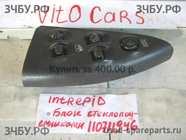 Dodge Intrepid 1 Кнопка стеклоподъемника передняя левая (блок)