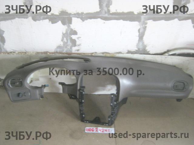 Chrysler Voyager/Caravan 4 Торпедо