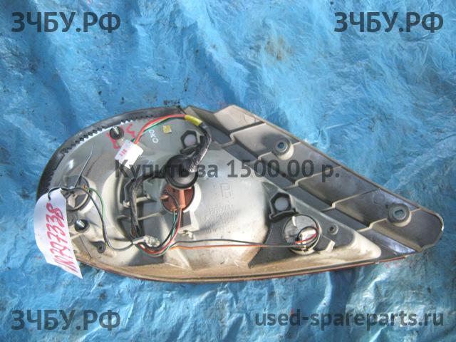 KIA Spectra Фонарь правый