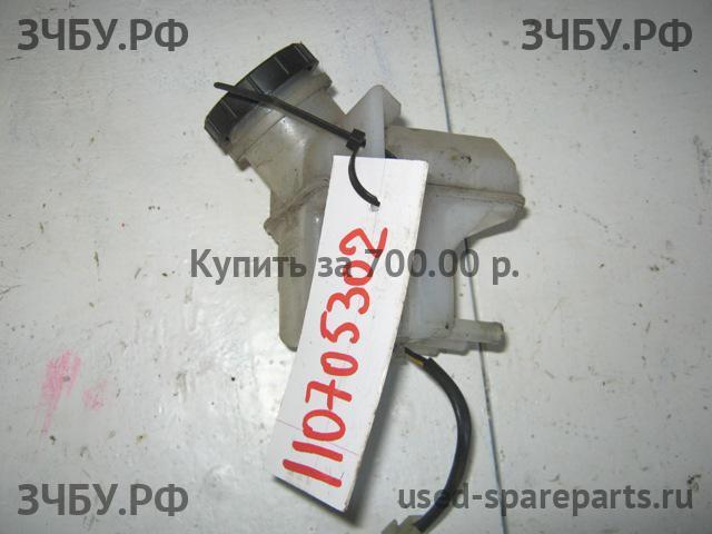 Isuzu NQR 75P Бачок главного тормозного цилиндра