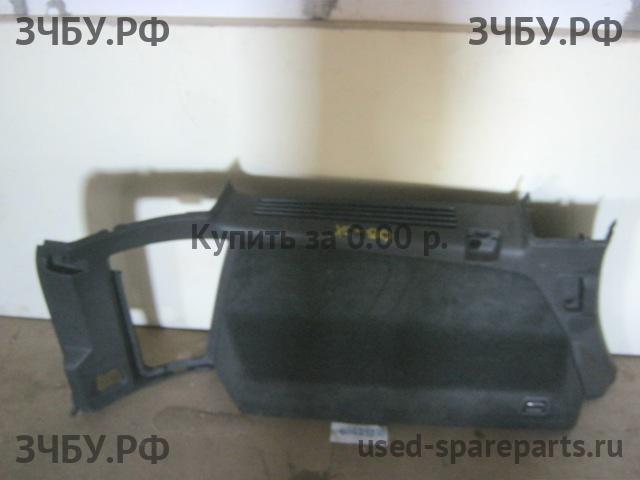 Volvo XC-90 (1) Накладка