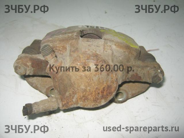 Chery Amulet (A15) Суппорт передний левый (в сборе со скобой)