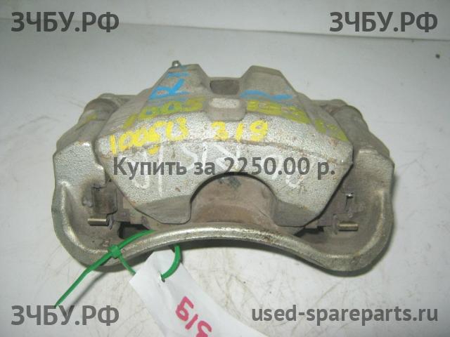 Toyota Auris 1 (E150) Суппорт передний правый (в сборе со скобой)
