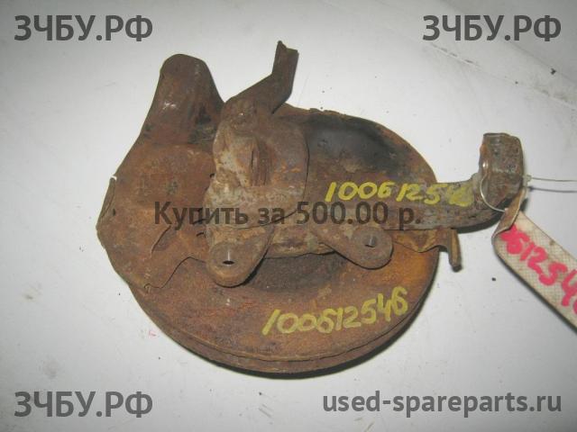 Toyota Hi Ace (4) Кулак поворотный передний левый (со ступицей)