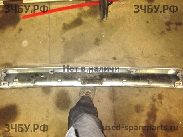 Honda CR-V 3 Накладка на дверь багажника