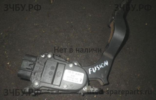 Ford Fusion Педаль газа