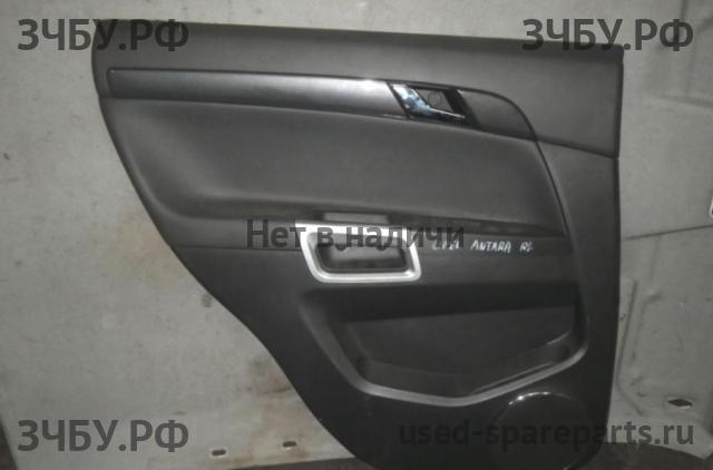 Opel Antara Обшивка двери задней левой