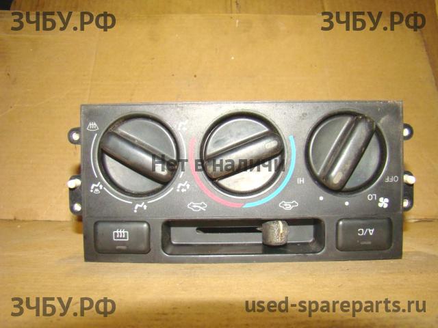 Toyota Land Cruiser 90 (PRADO) Блок управления климатической установкой