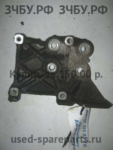Mazda 323 [BJ] Кронштейн компрессора кондиционера